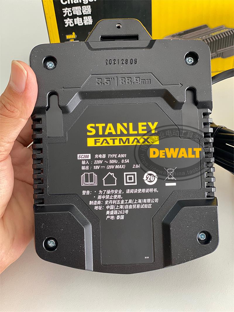 Lithium Battery Charger for St - đánh giá và giá Power Tools Stanley